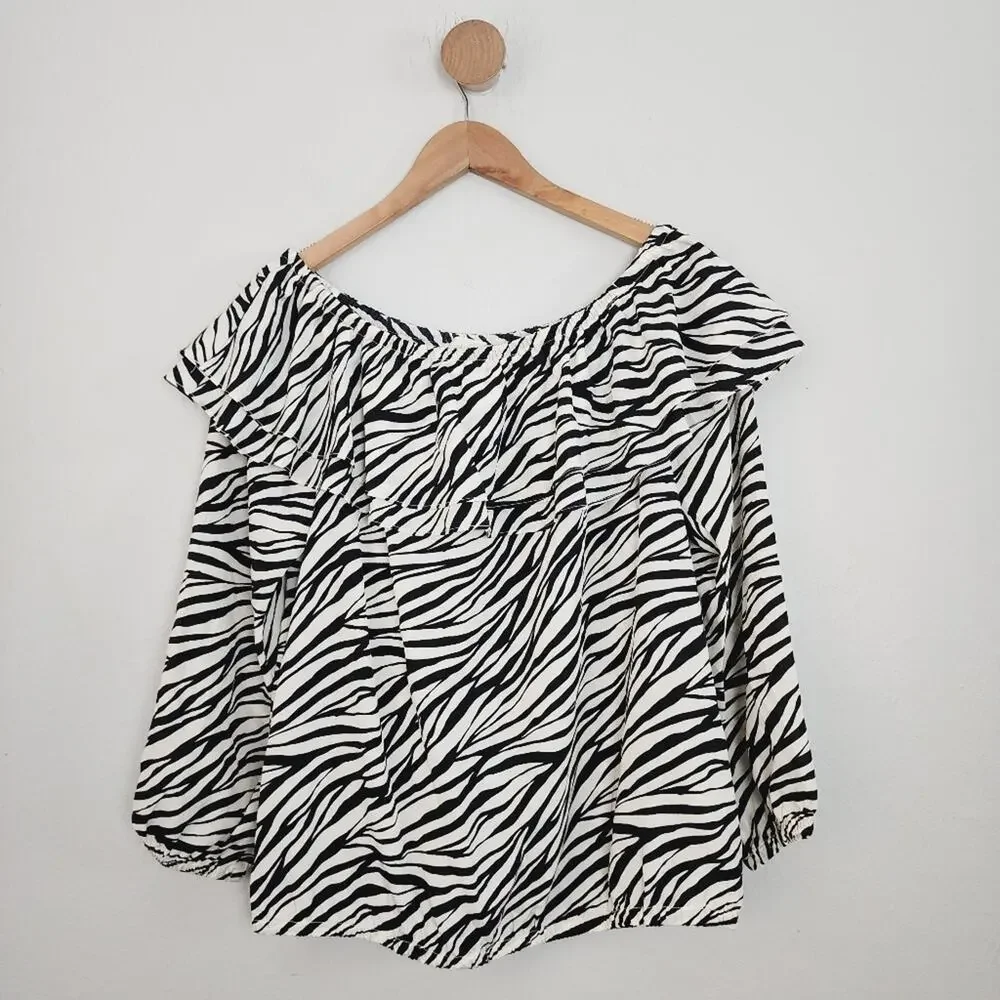 Michael Kors Tiger Stripe Off the Shoulder Ruffle Blouse Black White Animal M